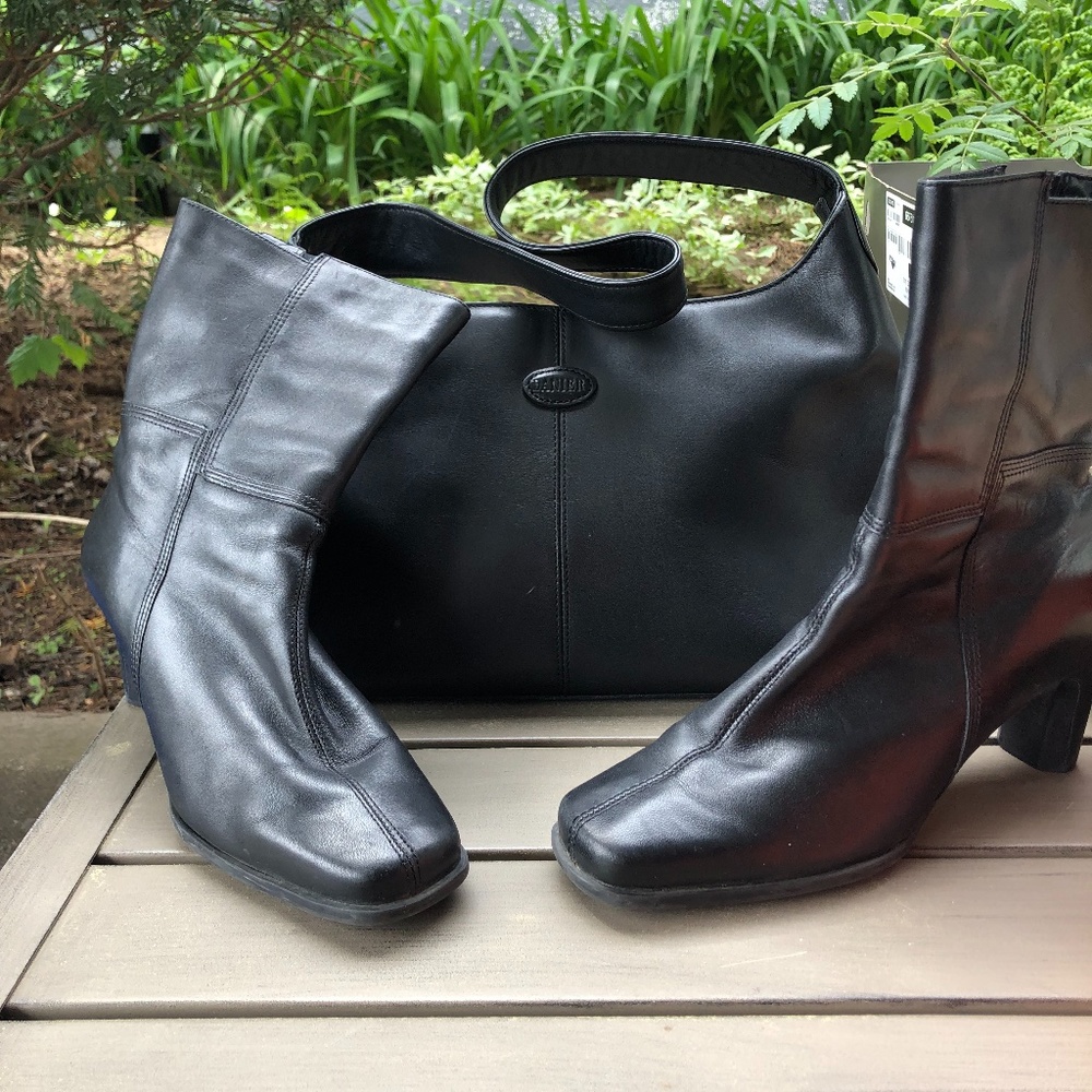 Leather boots like new